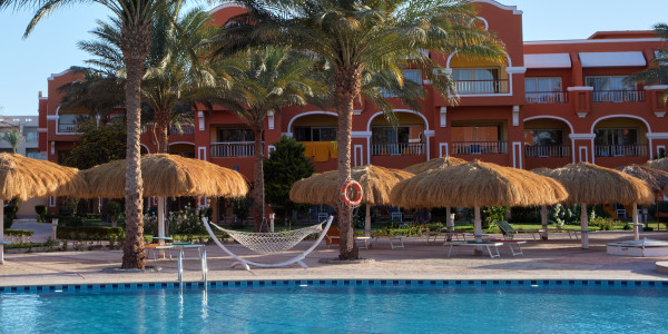 Proyectos Construcción de Piscinas Caspe · Piscinas para Comunidades Vecinos / Propietarios